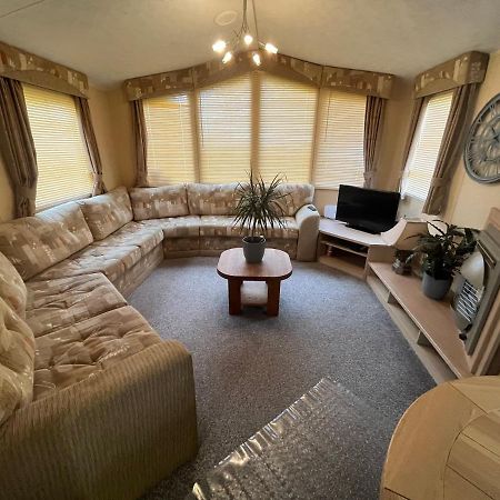 Fulmar 43 ~ Parkdean Holiday Resort Great Yarmouth Esterno foto
