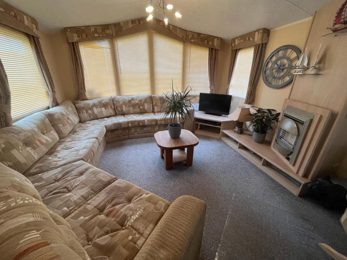 Fulmar 43 ~ Parkdean Holiday Resort Great Yarmouth Esterno foto