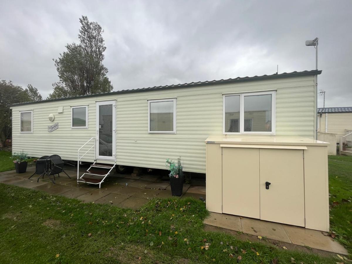 Fulmar 43 ~ Parkdean Holiday Resort Great Yarmouth Esterno foto