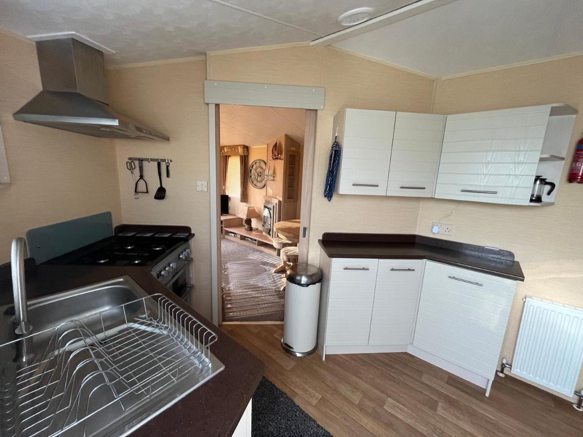 Fulmar 43 ~ Parkdean Holiday Resort Great Yarmouth Esterno foto